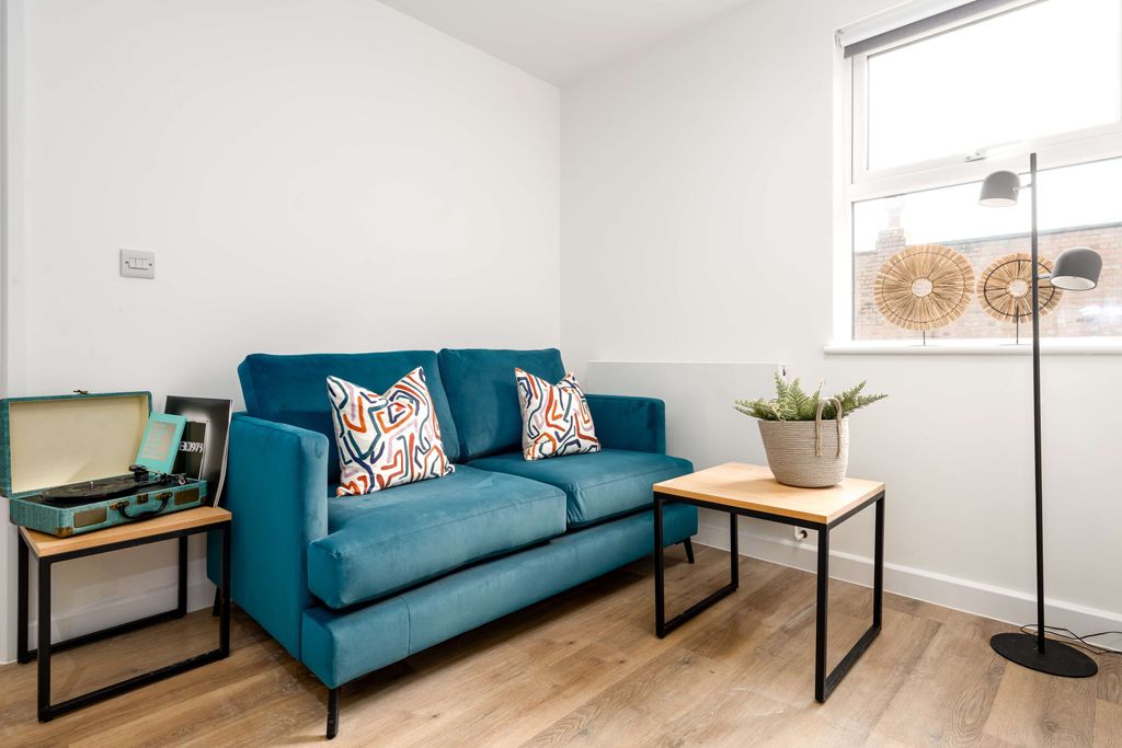 Property photo 2 of 7 48 Park Street - Show Apartment (HQ)-31.Jpg