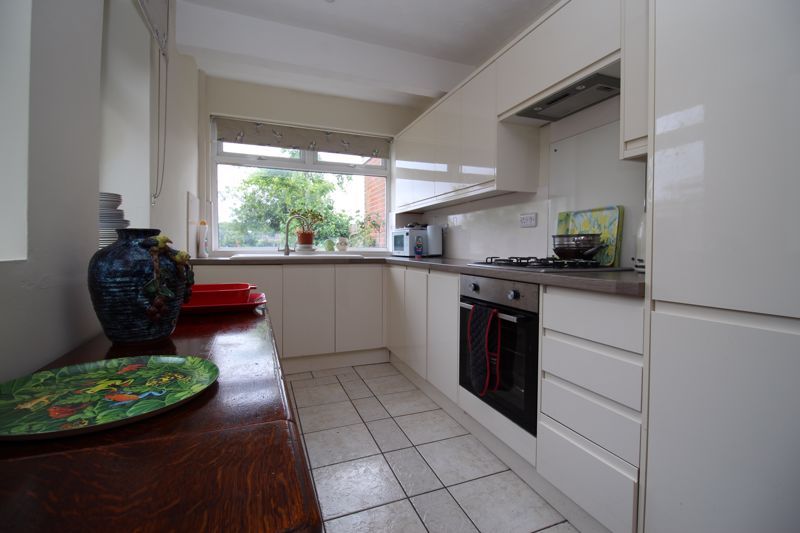 Property photo 2 of 12 Kitchen