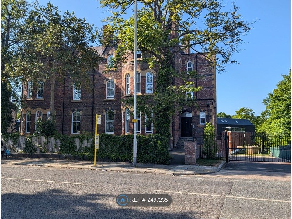 Property photo 2 of 13