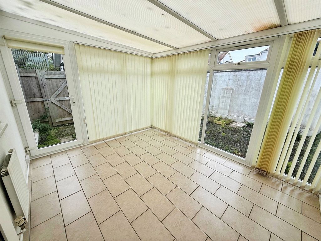 Property photo 2 of 10 Picture No. 16