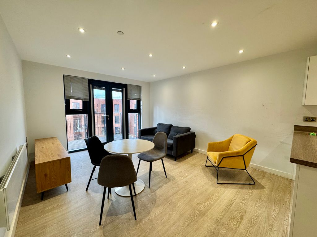 Property photo 2 of 9