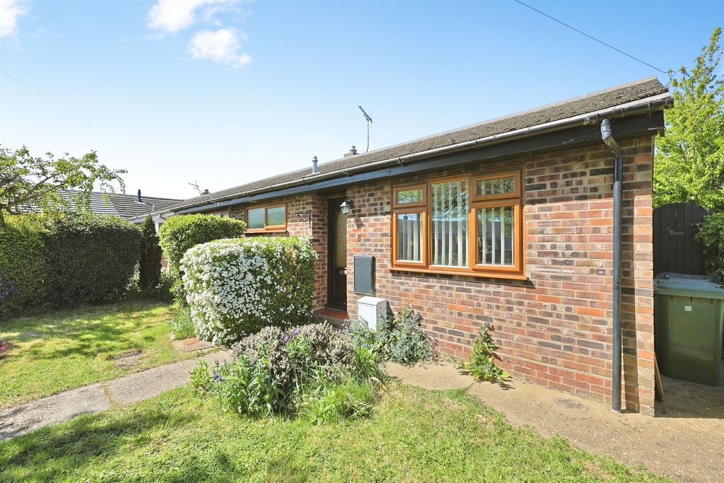 Property photo 2 of 20