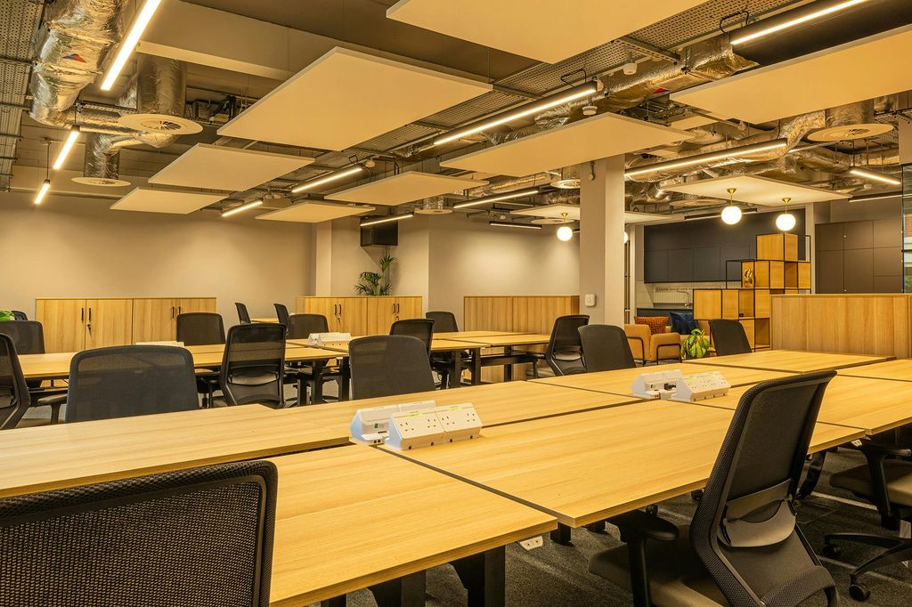 Property photo 2 of 13 W_Silbury Building Shots 7_Office 2.Jpg