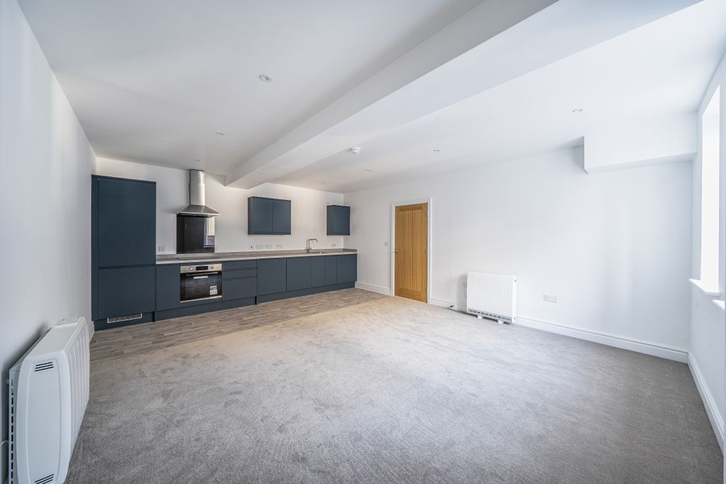 Property photo 2 of 9 1448335-4-69E62Cf73d1cd