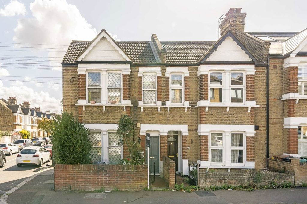 Property photo 1 of 4