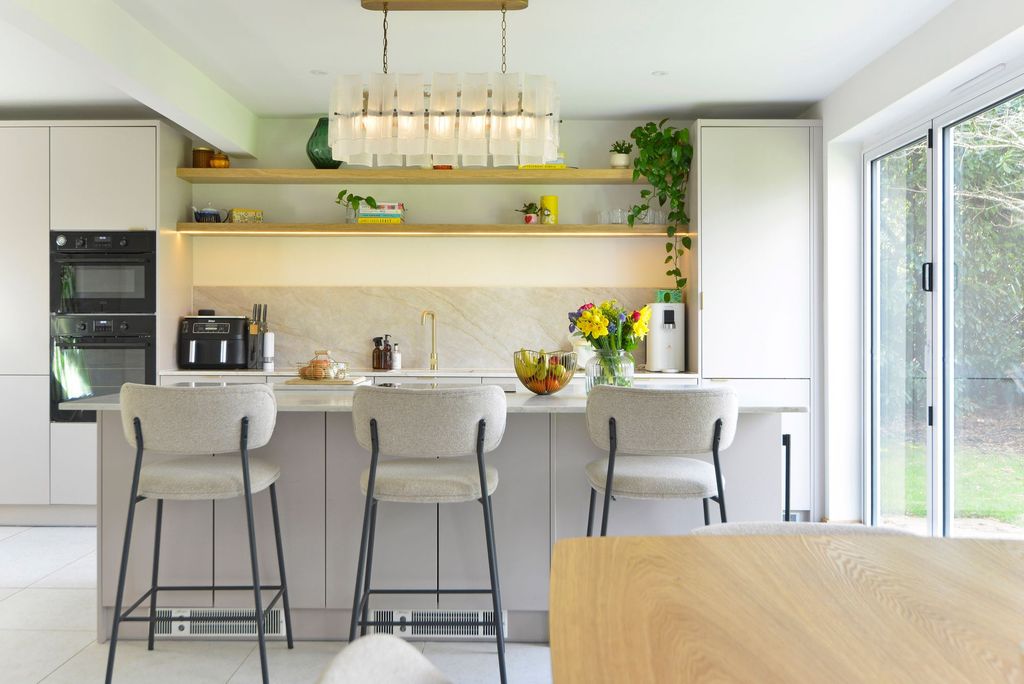 Property photo 2 of 29