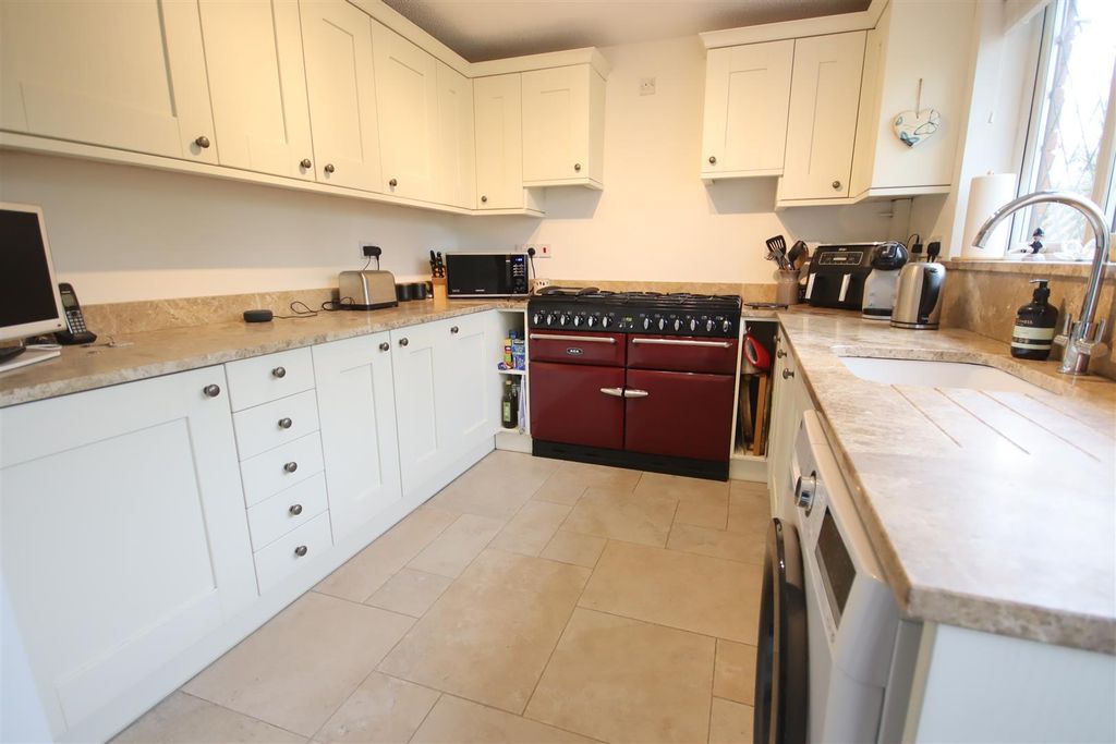 Property photo 3 of 17 Img_1438.Jpg