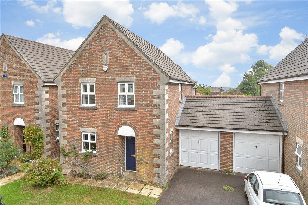Property photo 1 of 16 External (Web)