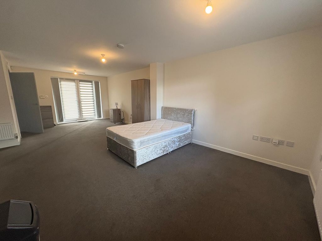 Property photo 3 of 4 Gallery