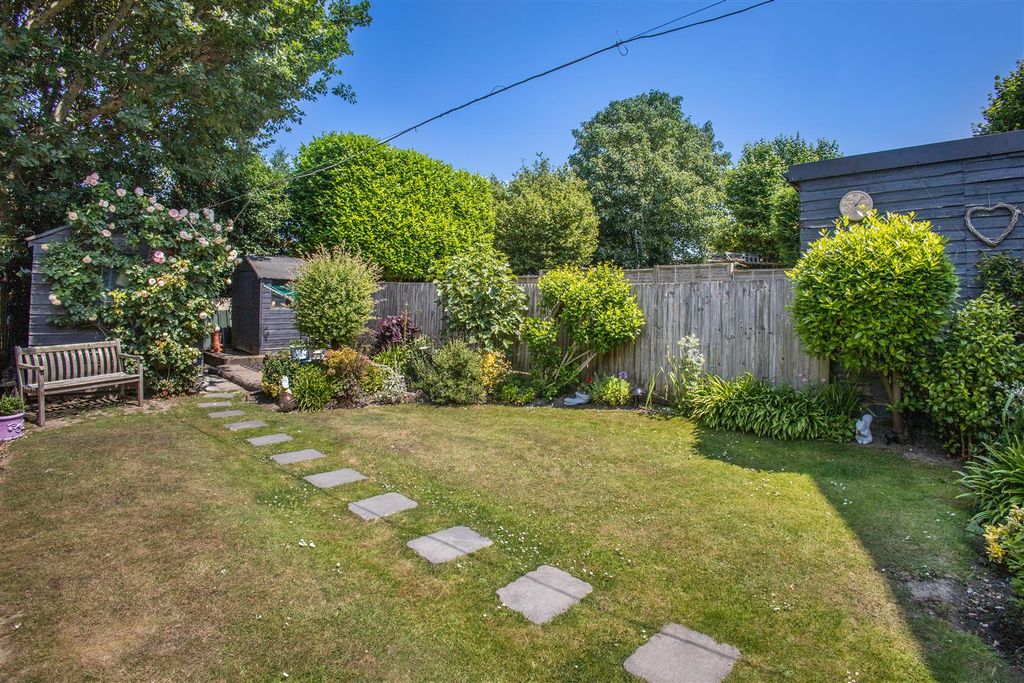 Property photo 2 of 25 Untitled-146.Jpg