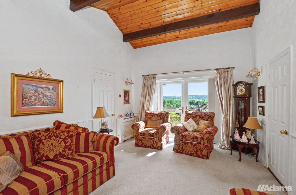 Property photo 3 of 30