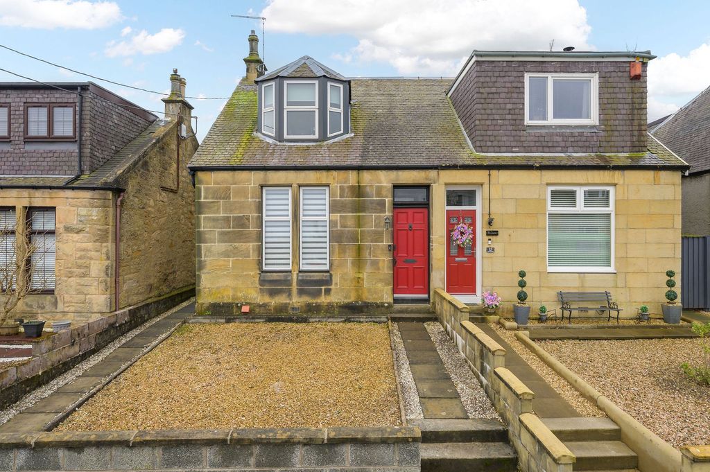 Property photo 1 of 31