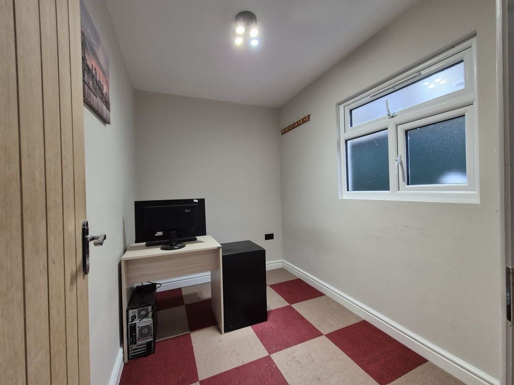 Property photo 3 of 3 Photo 3