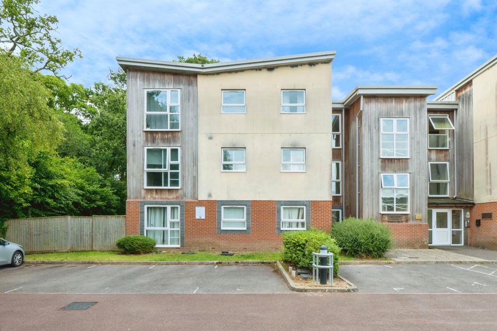 Property photo 1 of 17