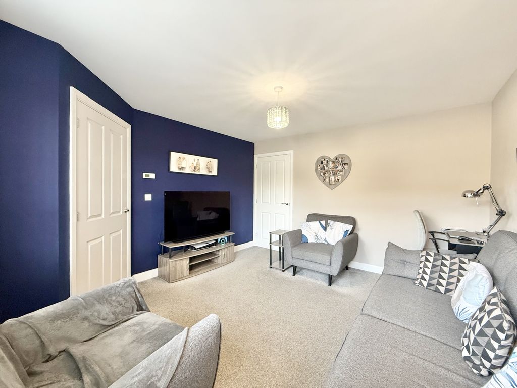 Property photo 3 of 21 Img_8477