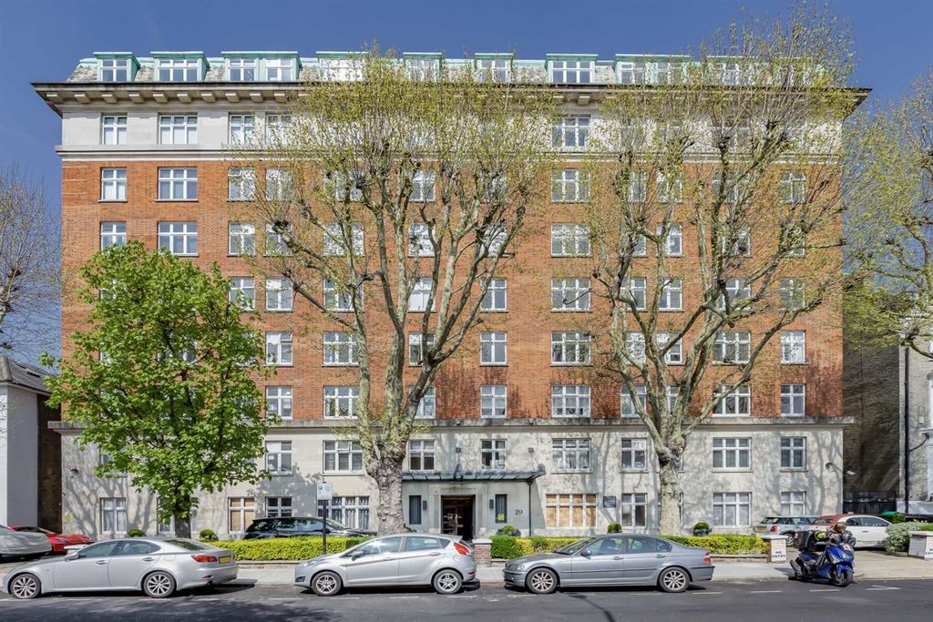 Property photo 1 of 5