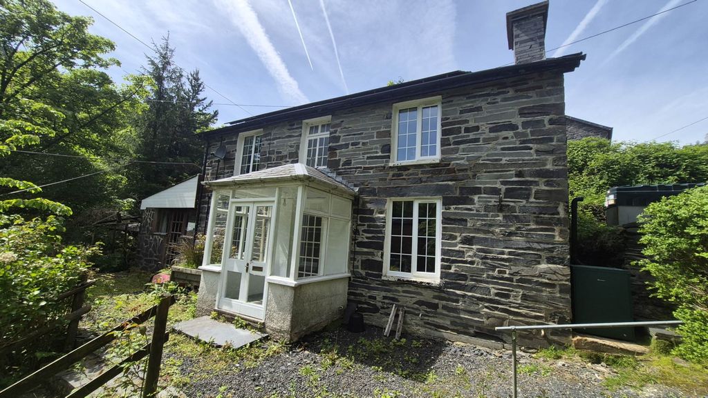 Property photo 1 of 34