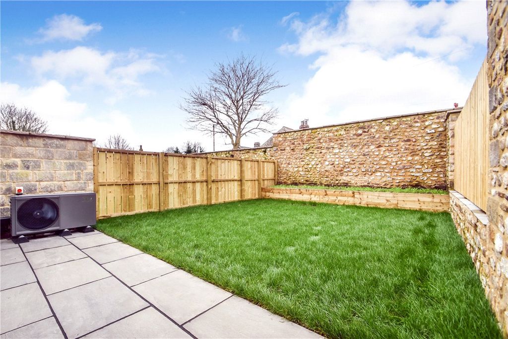 Property photo 3 of 12 Picture No. 08