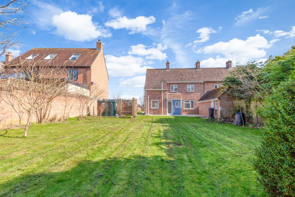 Property photo 2 of 9 185653