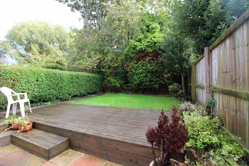 Property photo 3 of 12 Photo 8