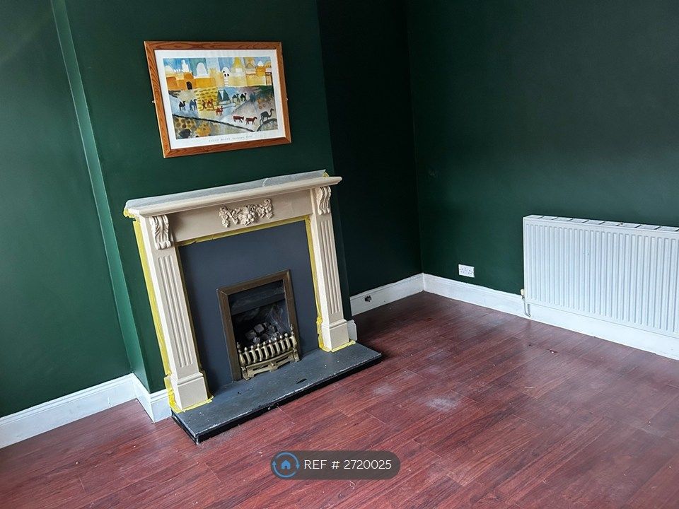 Property photo 2 of 14 Front Reception Room With Bay Window