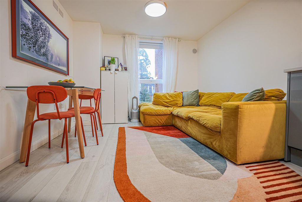 Property photo 3 of 22 980A1929.Jpg