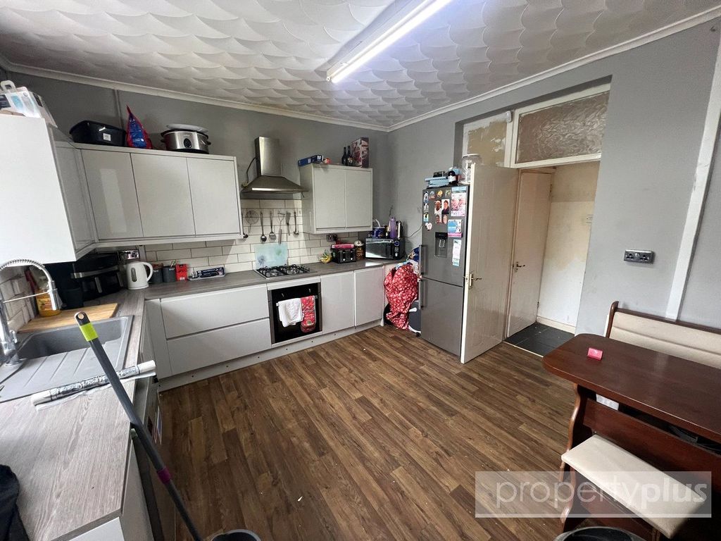 Property photo 2 of 14 Picture No. 03