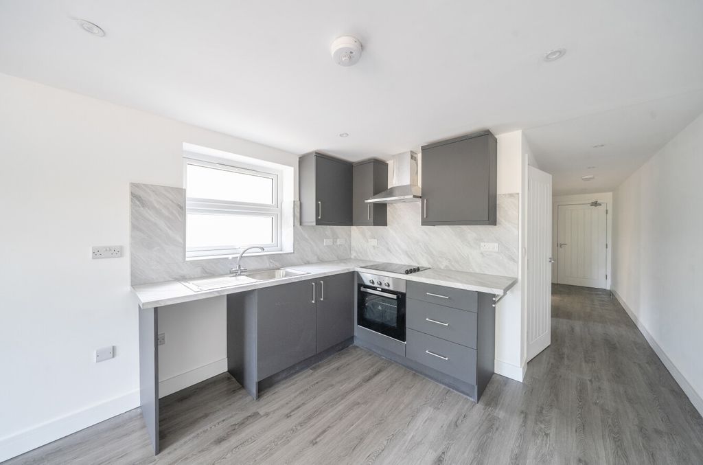 Property photo 2 of 10 1473458-16-6A29B2...