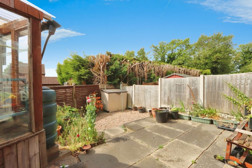 Property photo 3 of 16 Photo