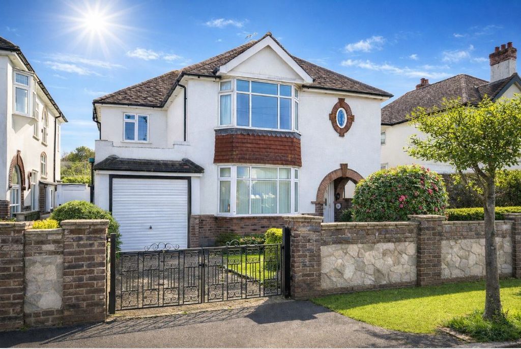 Property photo 1 of 10 Photo 1