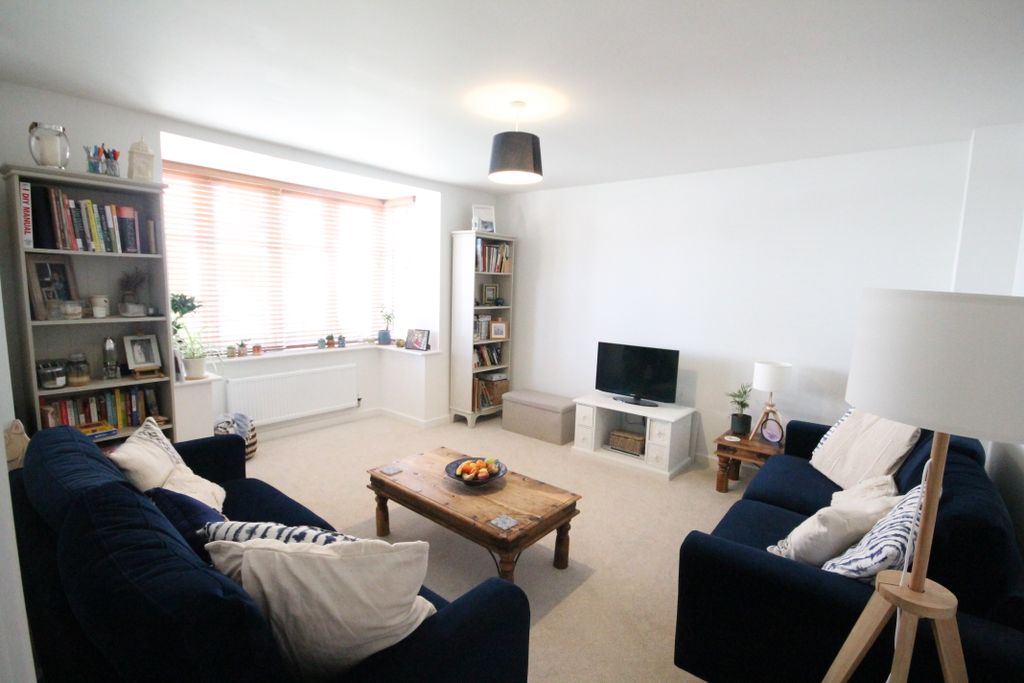 Property photo 3 of 13