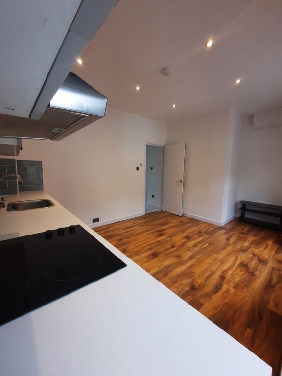 Property photo 2 of 9