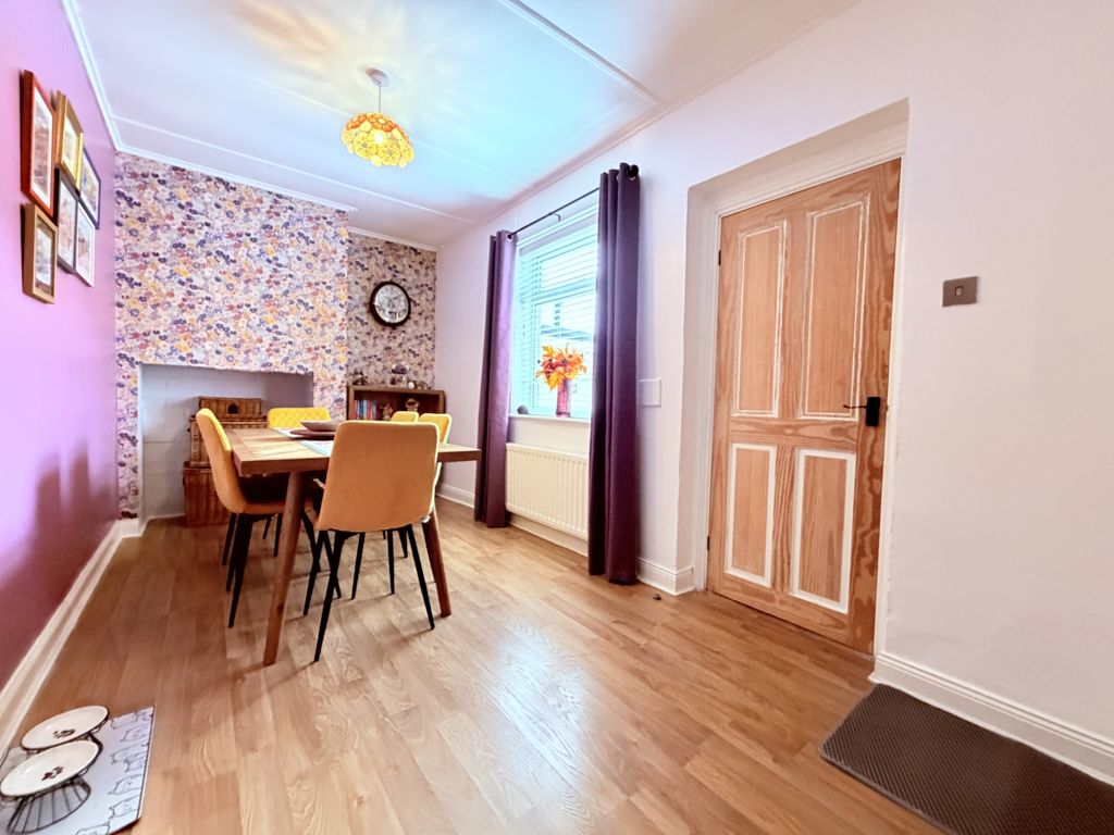 Property photo 3 of 13 Img_6421