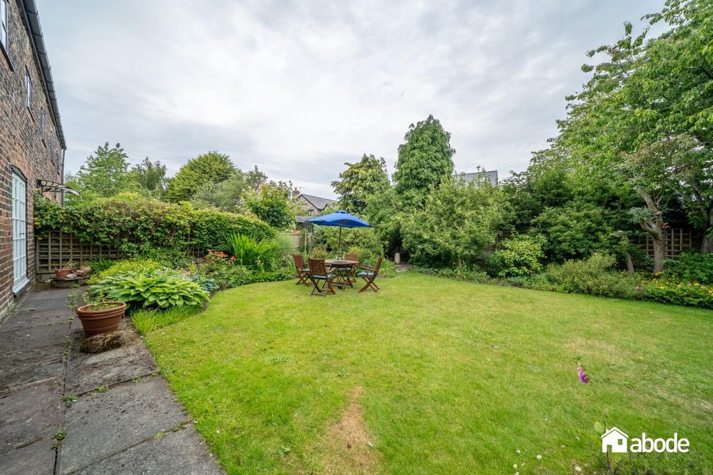 Property photo 2 of 27 Dsc05742-Hdr.Jpg