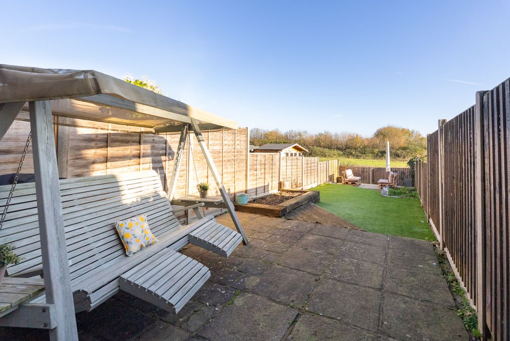 Property photo 3 of 10 Dsc04540