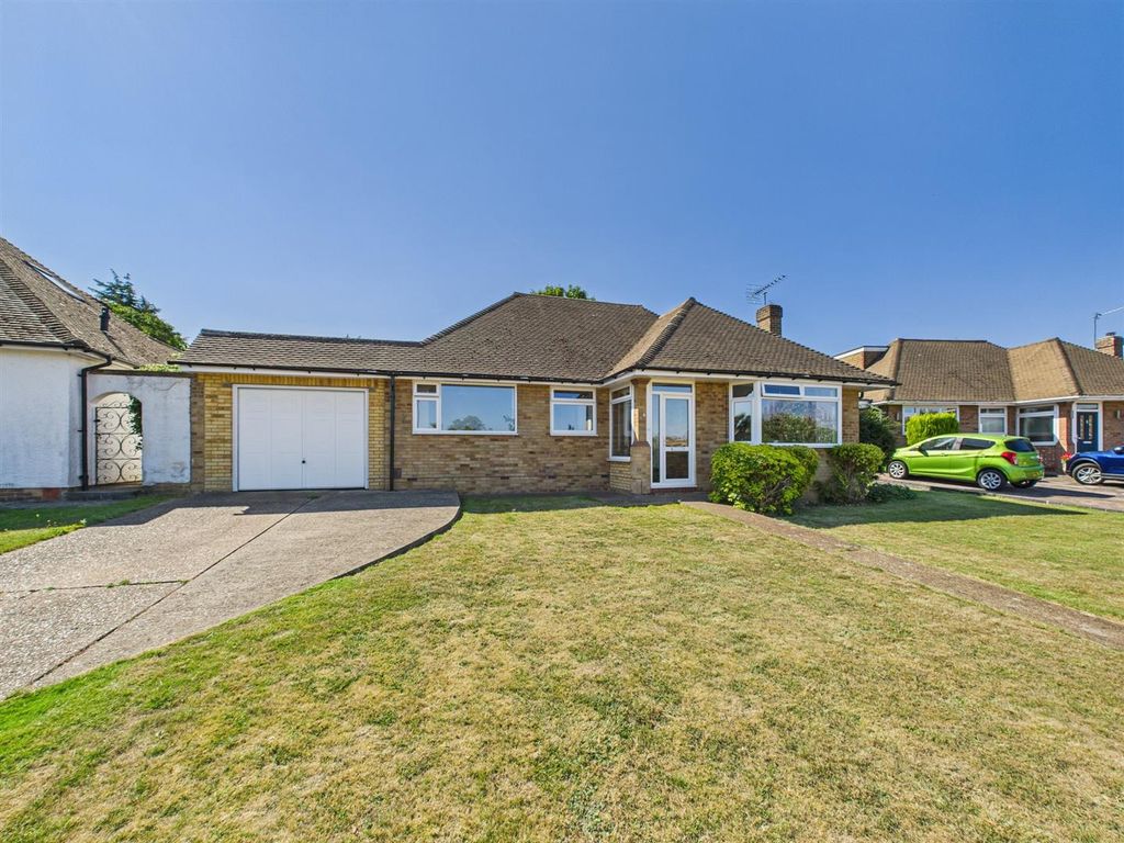 Property photo 1 of 20 Cam02885G0-Pr0465-Still028.Jpg