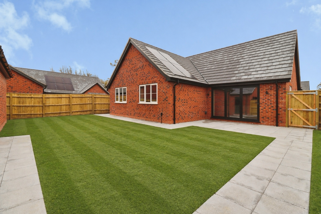 Property photo 2 of 19