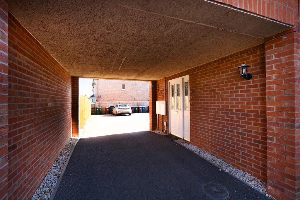 Property photo 3 of 20 Outside View