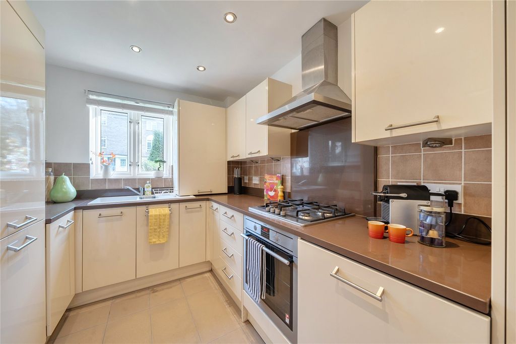 Property photo 3 of 11 Picture No. 06