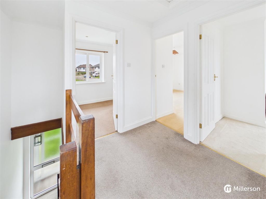 Property photo 3 of 20 Cam05092G0-Pr0158-Still006.Jpg