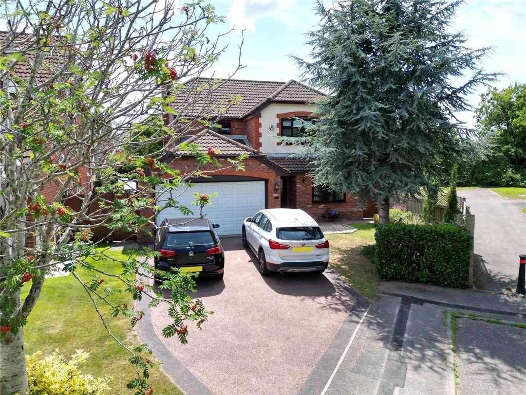 Property photo 1 of 31 Picture No. 01