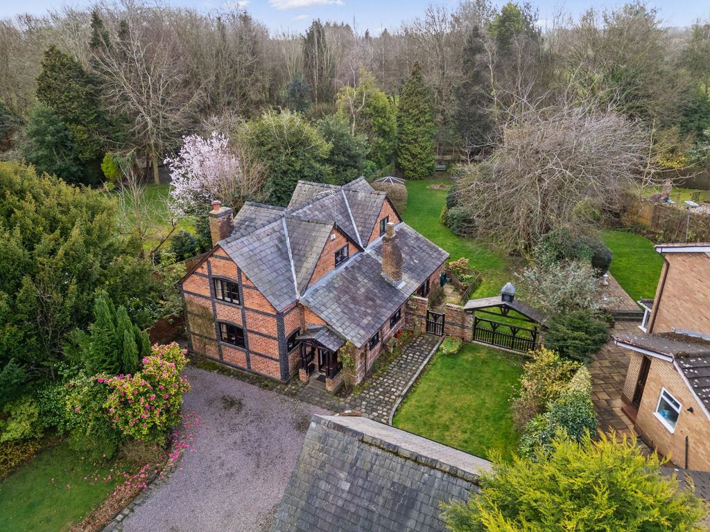 Property photo 1 of 33