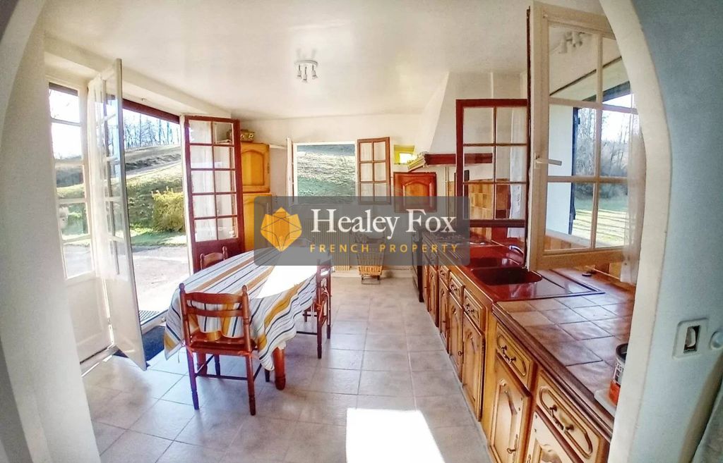 Property photo 3 of 21