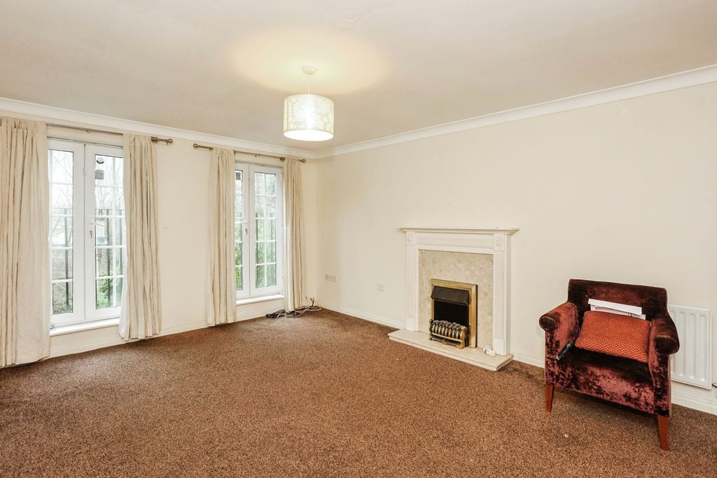 Property photo 3 of 17 Photography