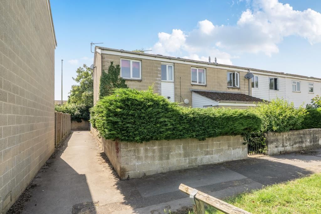 Property photo 1 of 19 External View