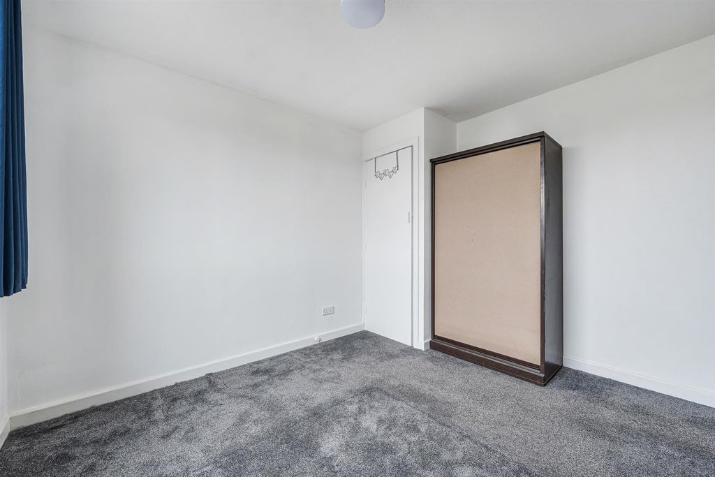 Additional image 18 of 3 bed semi-detached house for salePriory Close, Formby, Liverpool L37