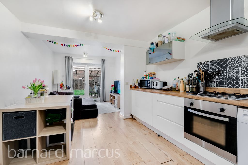 Property photo 1 of 6 Image