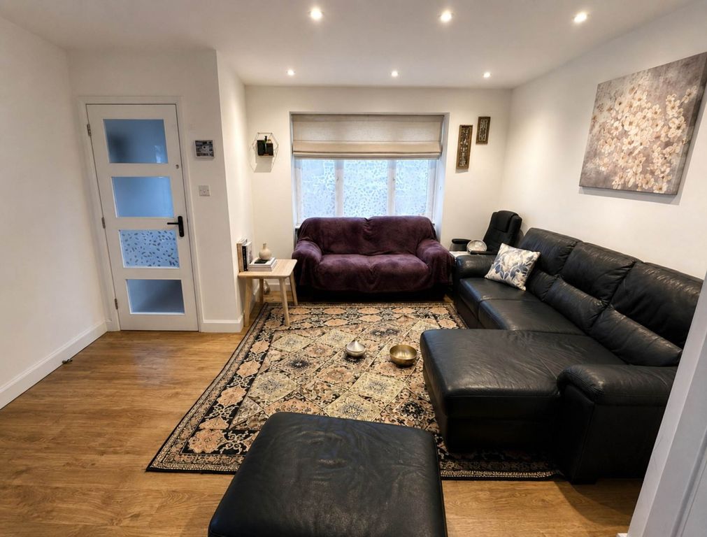 Property photo 3 of 14