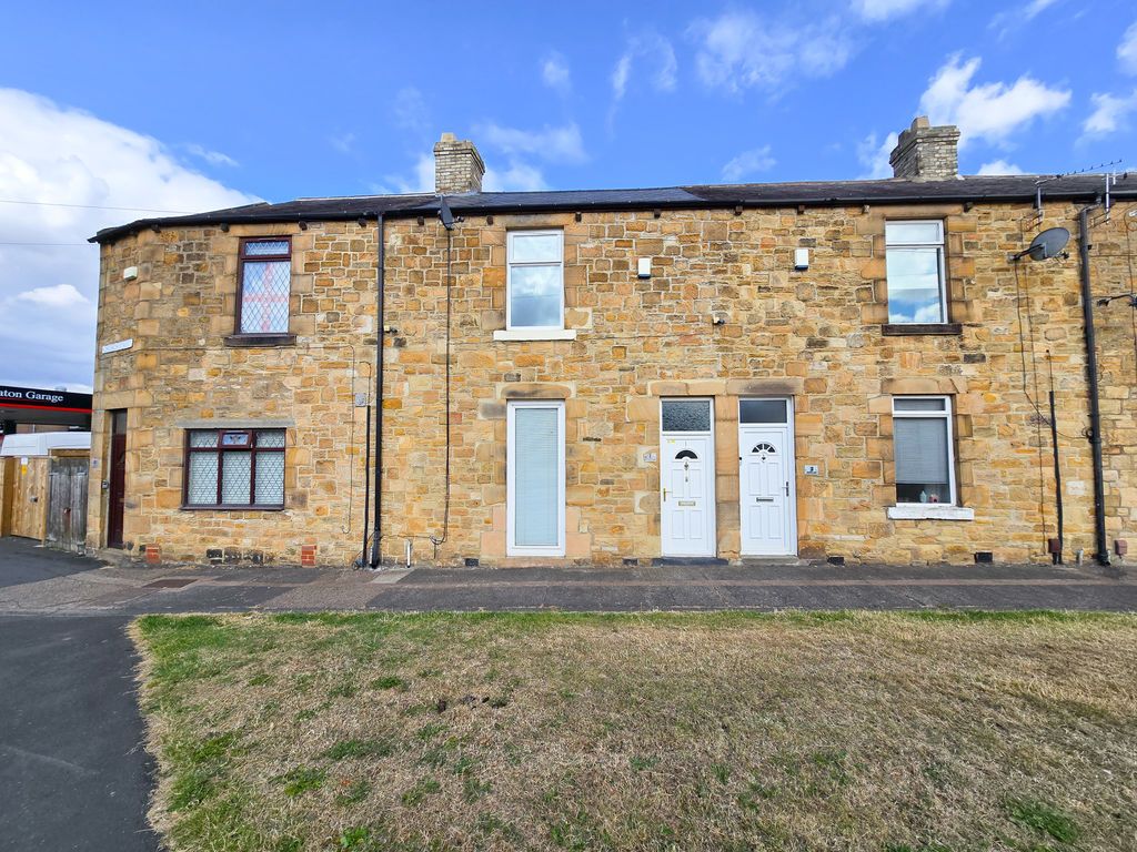 Property photo 1 of 10 External