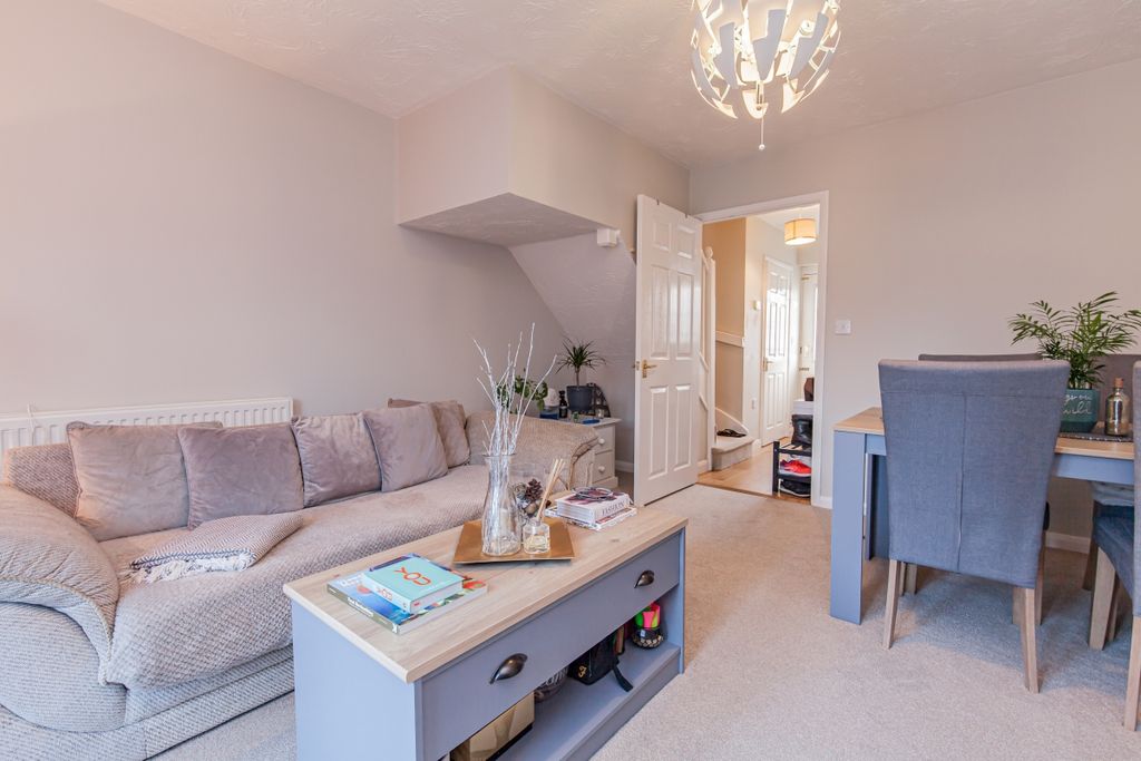 Property photo 2 of 6 151617